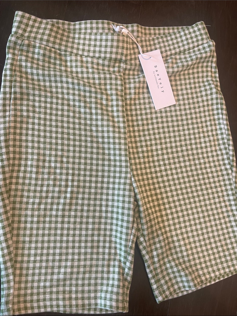 Breezely Green Gingham Women's Bermuda Shorts